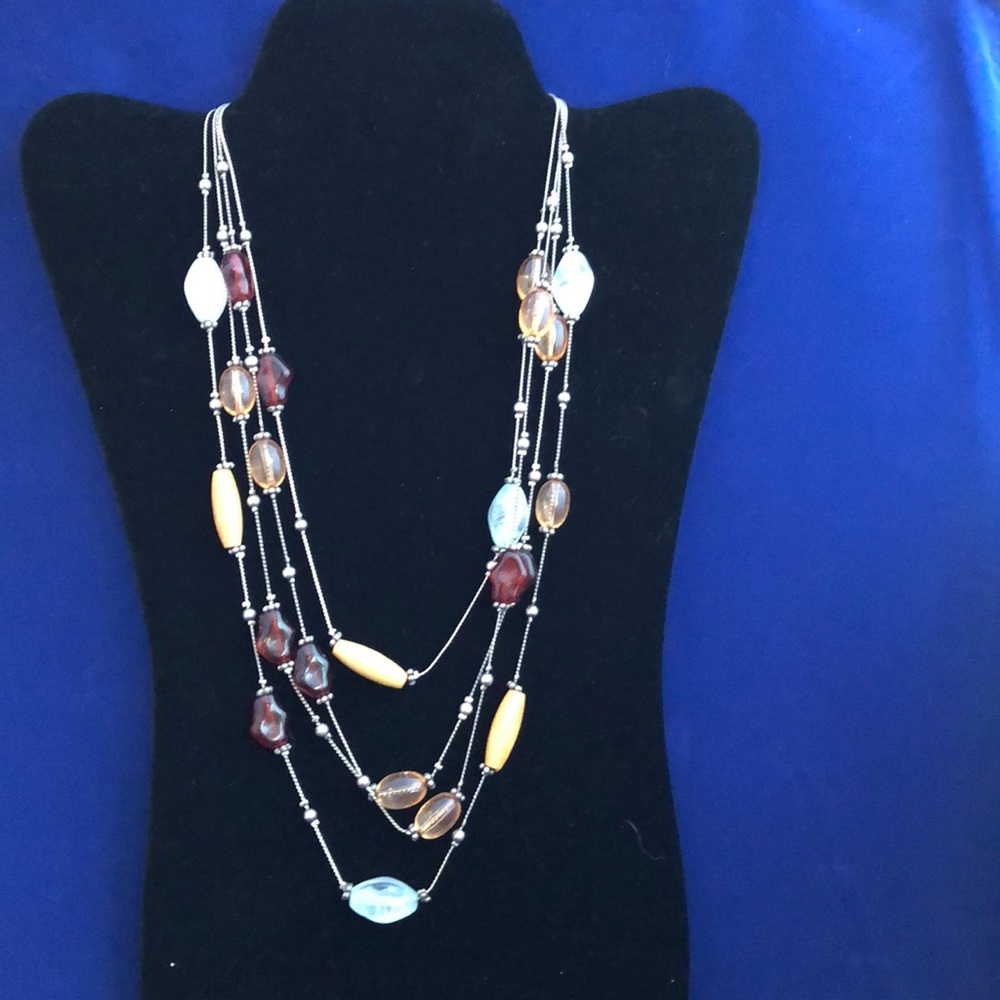 Premier Designs 15” antiqued tri strand necklace